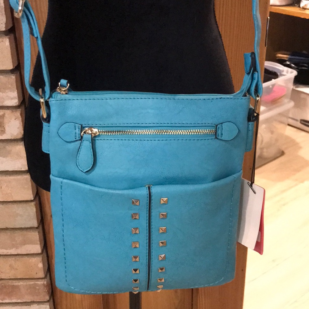 NWT Isabelle Vegan Turquoise Shoulder Bag